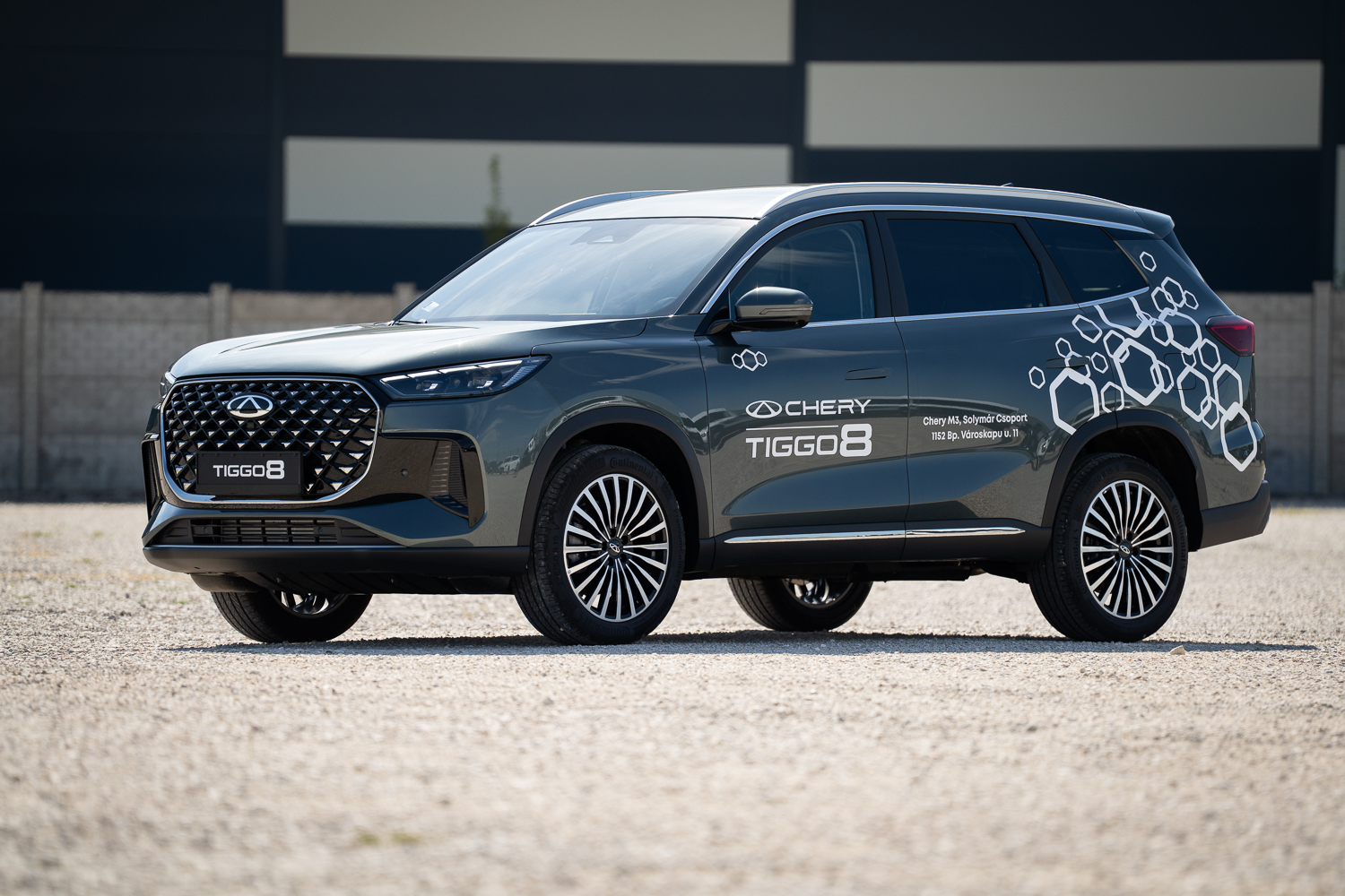 Chery Tiggo SUV portfólió Tiggo 8-as modell a Chery M3-nál